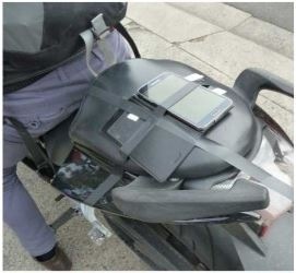 During the prototype testing, the smartphone receiving the force feedback data was mounted on the back of the bike. (1)