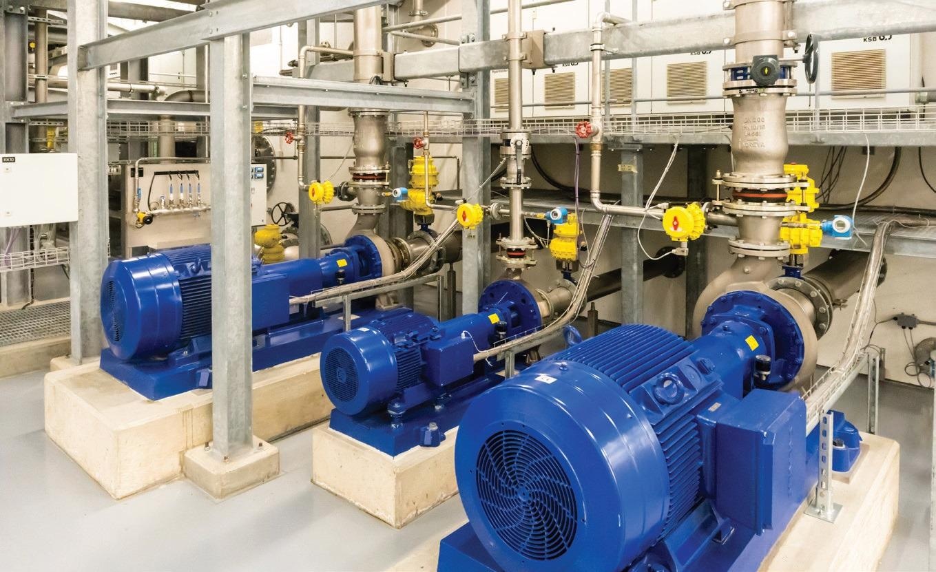 With smart pumping, cascading pumps from large reservoirs ensure required flow rates are achieved reliably and efficiently based on system demand.