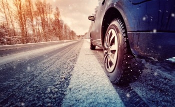How Electric Vehicles (EVs) with Enhanced Battery Life Perform in Winter Storms
