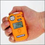 Portable CO2 detector Gasman with charger from Safelincs Ltd