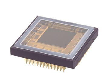 Single Chip CMOS Active Pixel Sensors