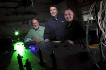 UWM Chemist’s New Fiber-Optic Monitoring System to Detect Contaminants