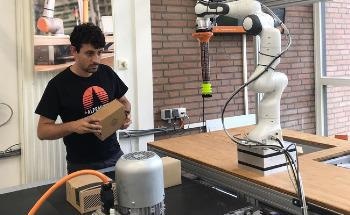 Proximity Heat Sensors on Robots Could Minimize Hazards in Human-Robot Interaction in Industry